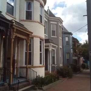 https://orange-wildflowers.top-richmond-hotels.com